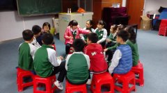 【学校】“快乐参与，共同成长”小组  学习自我激励和应对逆境