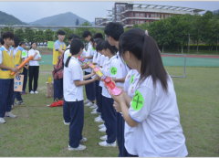 【市教体局】“赶在暴风雨前的一场挑战” ----记学生干部校内拓展活动