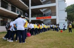 【学校】“快乐中专，社工相伴”摊位宣传暨义工招募活动顺利举行