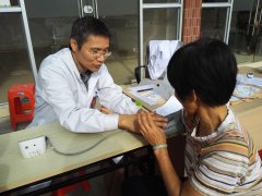 【沙溪居家养老】2016年联合国糖尿病日义诊活动正在进行中