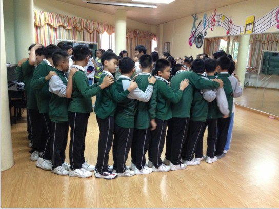 温暖的圈圈1.jpg